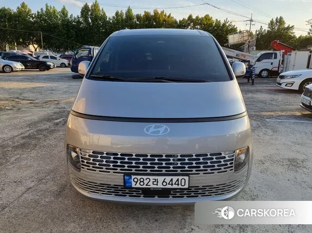 Hyundai Staria 2025 Серебряный из Кореи