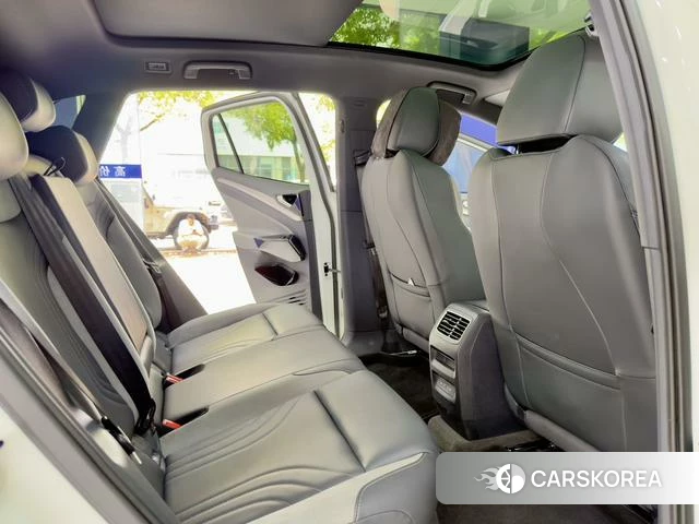 Volkswagen ID.4 CROZZ 2021 Белый из Китая