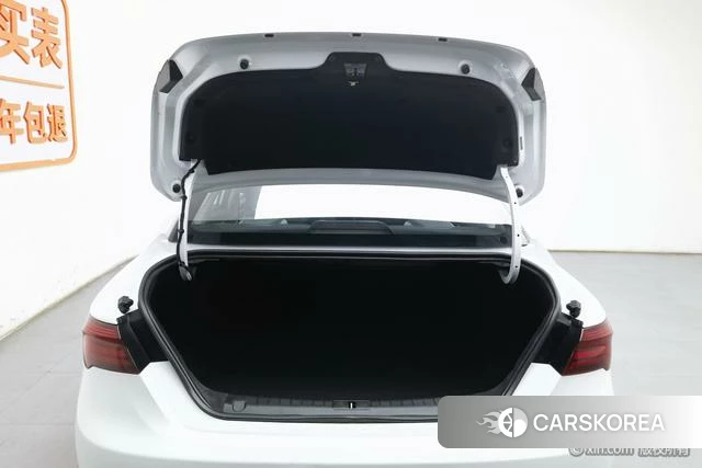 Geely Automobile Binrui 2021 Белый из Китая