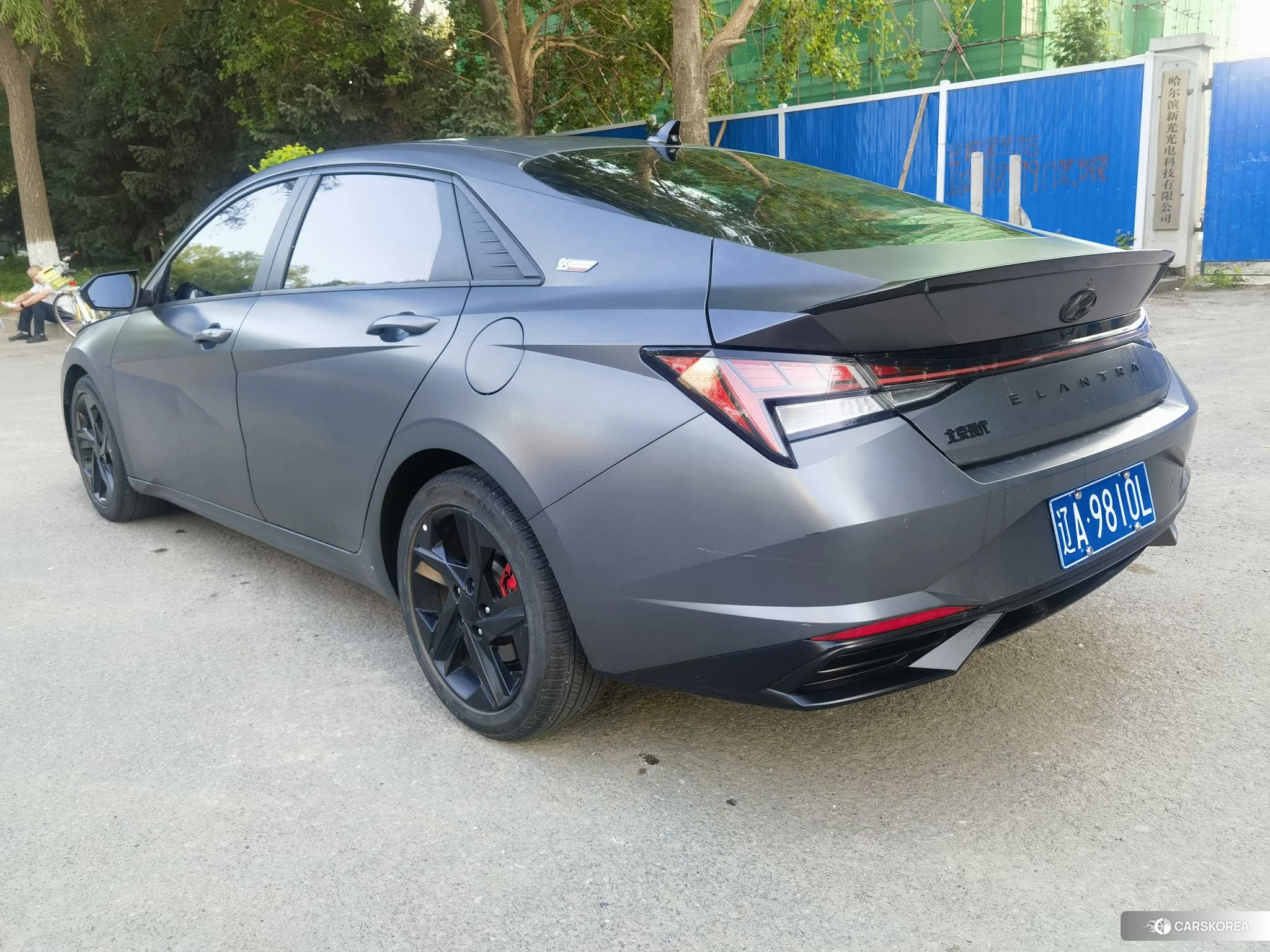 Hyundai Elantra 2022 Темно-серый из Китая