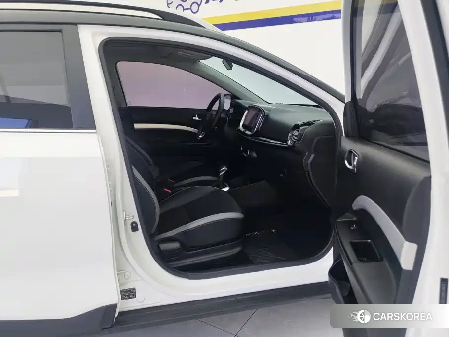 Kia KX1 2024 Белый из Китая