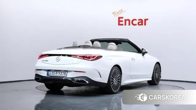 Mercedes-Benz CLE-Class C236 2024 Белый из Кореи