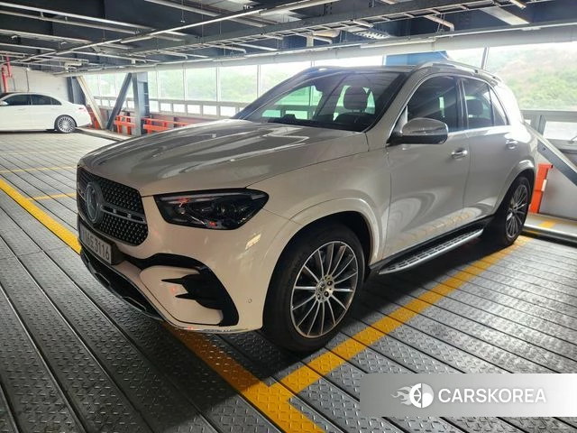 Mercedes-Benz GLE-Class W167 2023 Белый из Кореи