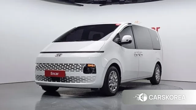 Hyundai Staria 2022 Белый из Кореи
