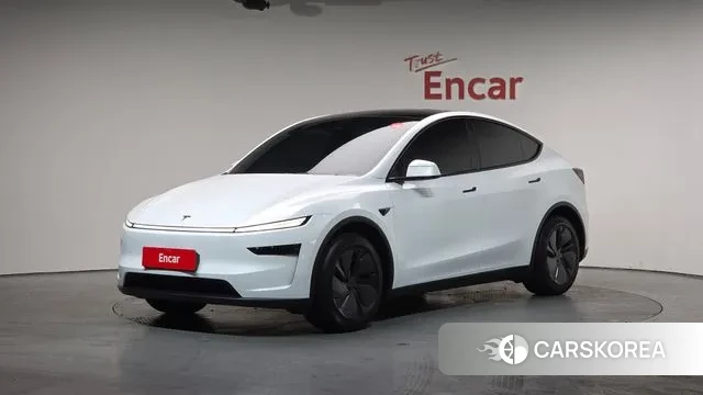 Tesla Model Y 2025 Белый из Кореи