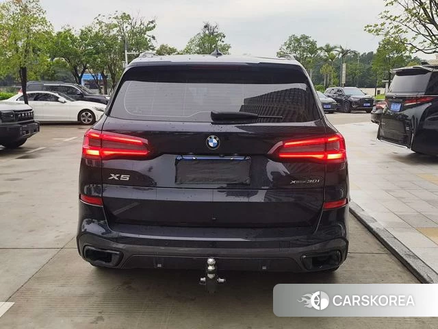 BMW X5 (imported) 2021 Черный из Китая