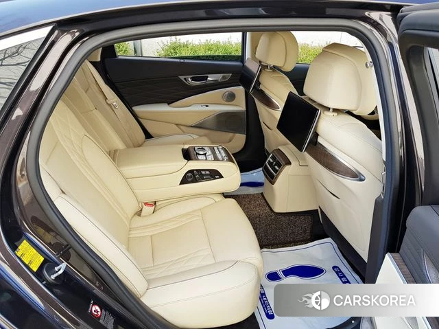 Kia More K9 2019 Серый из Кореи