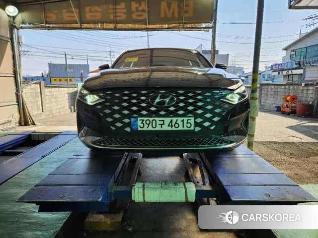 Hyundai The New Grandeur IG Hybrid 2020 Черный из Кореи