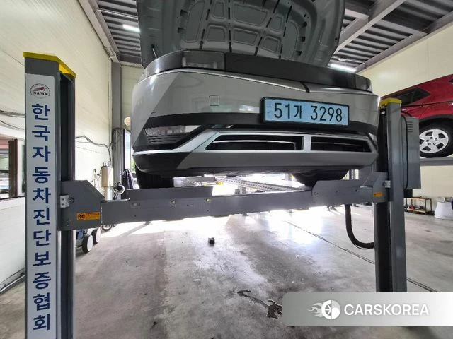 Hyundai Ionic 5 2022 Серебристо-серый из Кореи