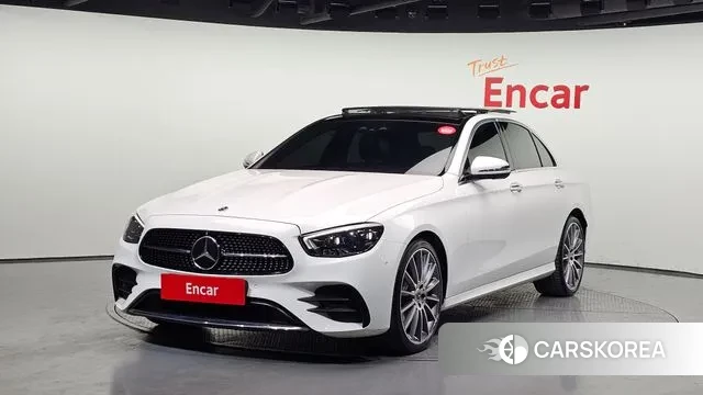 Mercedes-Benz E-Class W213 2022 Белый из Кореи