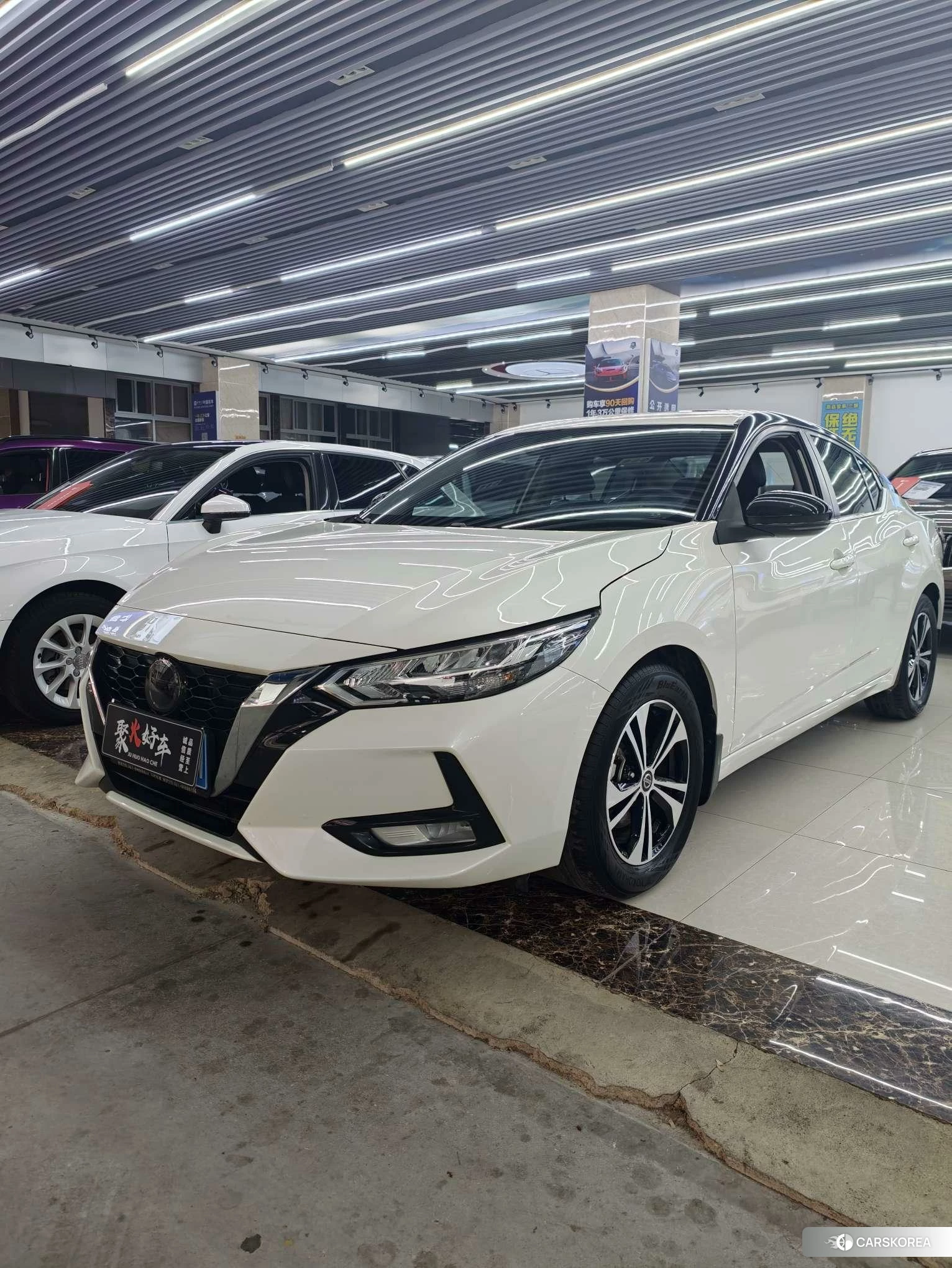Nissan Xuan Yi 2021 Белый из Китая