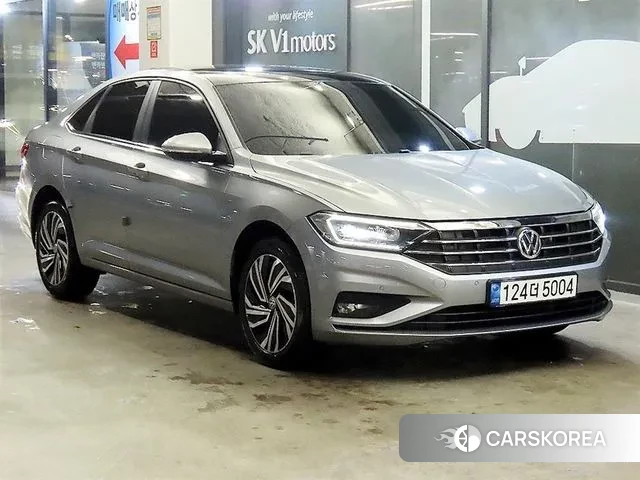 Volkswagen 7th Generation of Jetta 2021 Серебряный из Кореи