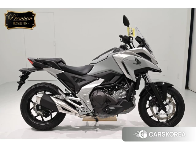 Проданный Honda NC750X DCT 2023 из Японии