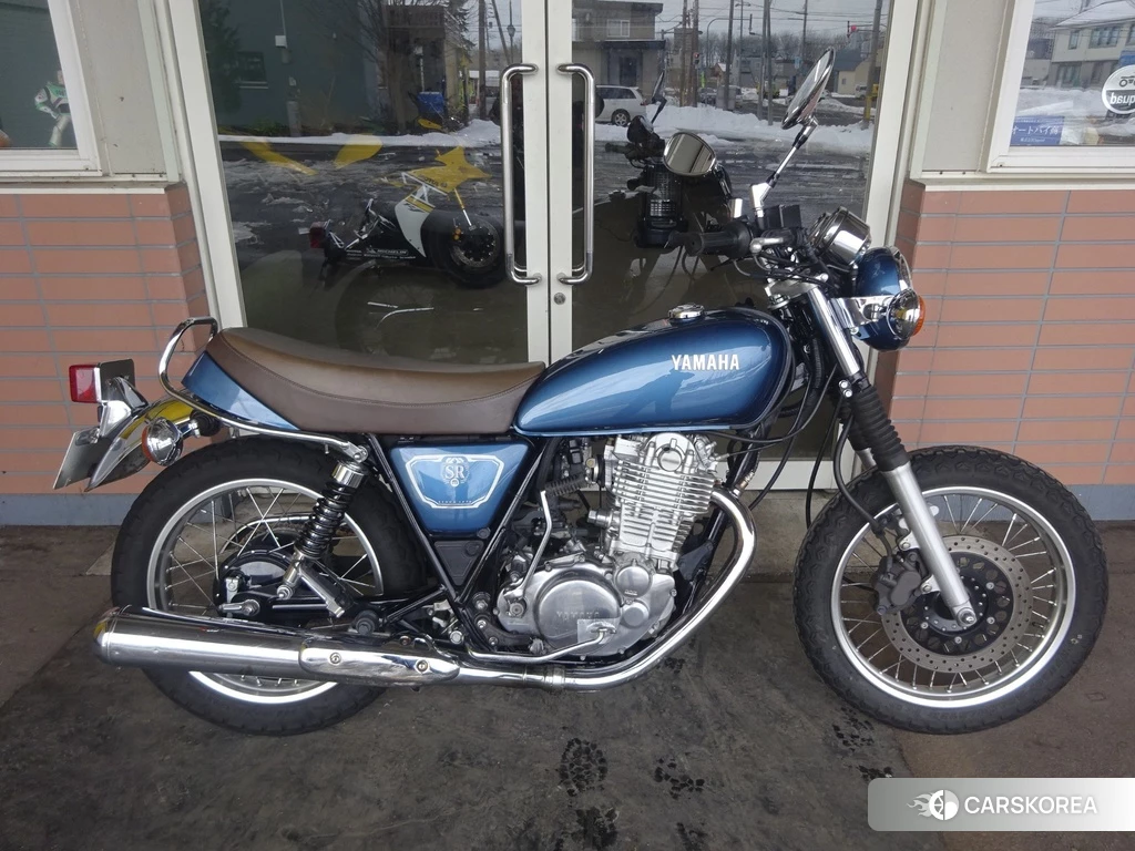 Проданный Yamaha SR 400 2020 из Японии