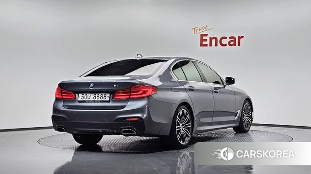 BMW 5 Series (G30) 2019 Серый из Кореи