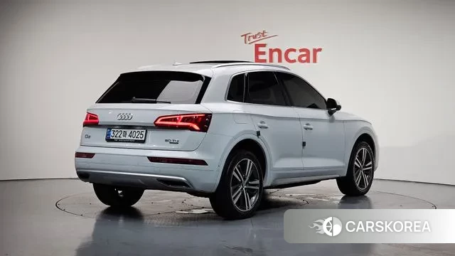 Audi Q5 (FY) 2020 Белый из Кореи