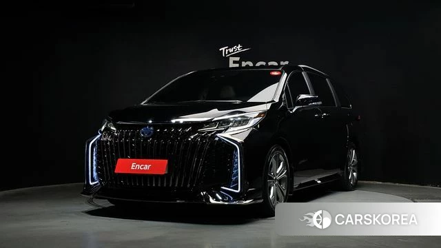 Toyota Sienna 4th Generation 2024 Черный из Кореи
