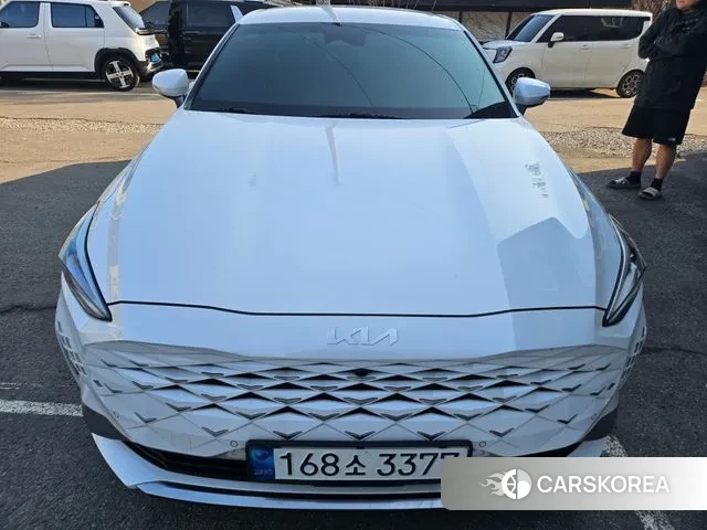 Kia K8 2023 Белый из Кореи