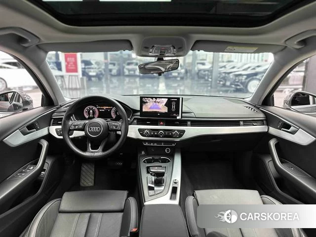 Audi A4L 2021 Темно-серый из Китая