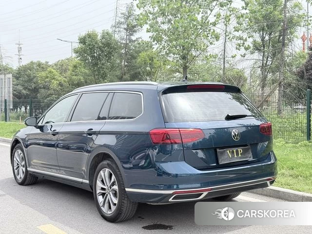 Volkswagen Wei Lan 2022 Синий из Китая