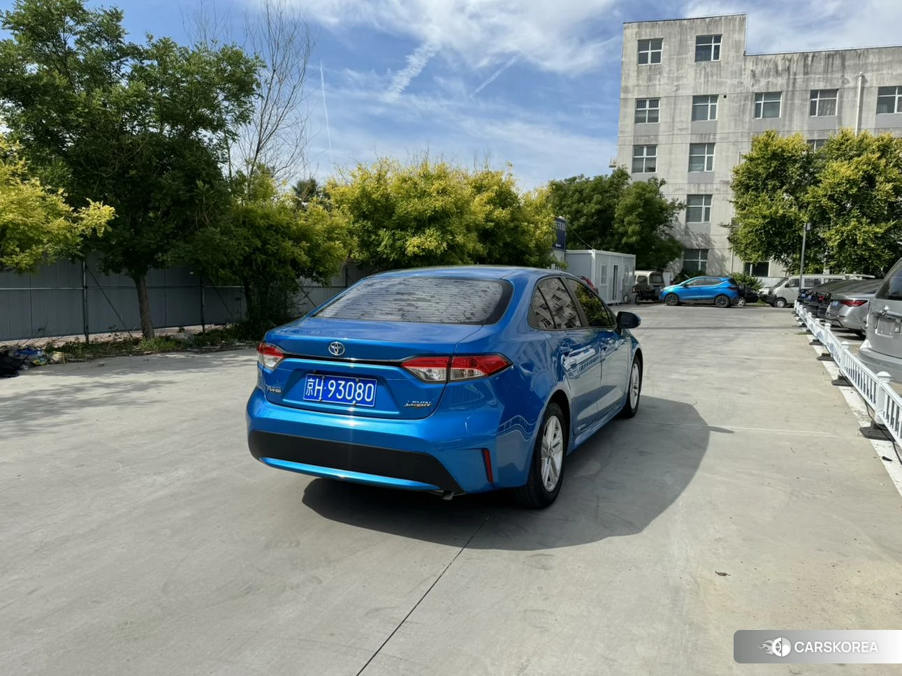 Toyota Lei Ling 2021 Синий из Китая