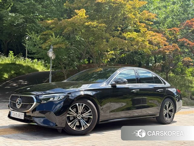 Mercedes-Benz E-Class W214 2025 Черный из Кореи