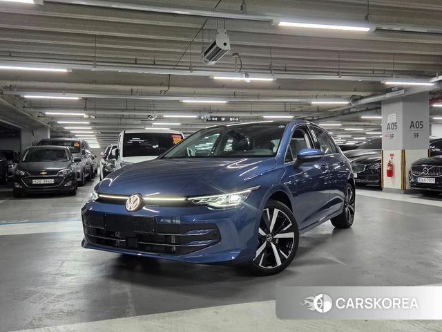 Volkswagen Golf 8th Generation 2026 Синий из Кореи