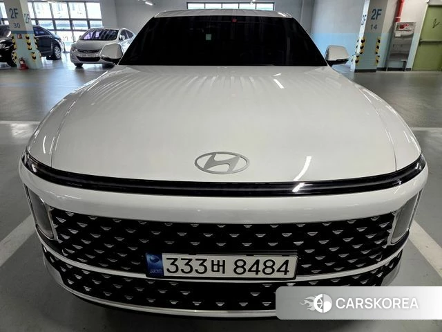 Hyundai Grandeur Hybrid (GN7) 2023 Белый из Кореи
