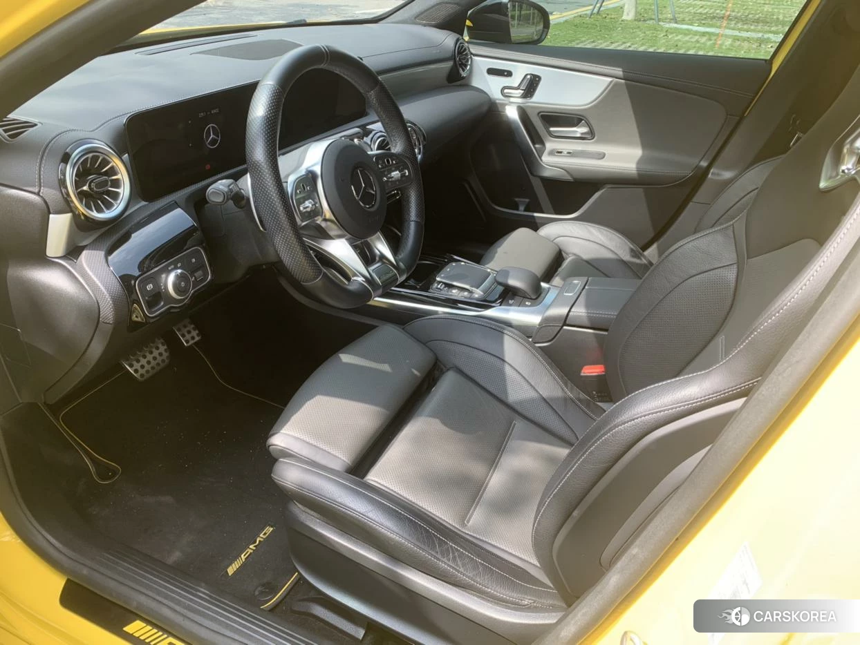 Mercedes-Benz Class A AMG (imported) 2022 Желтый из Китая