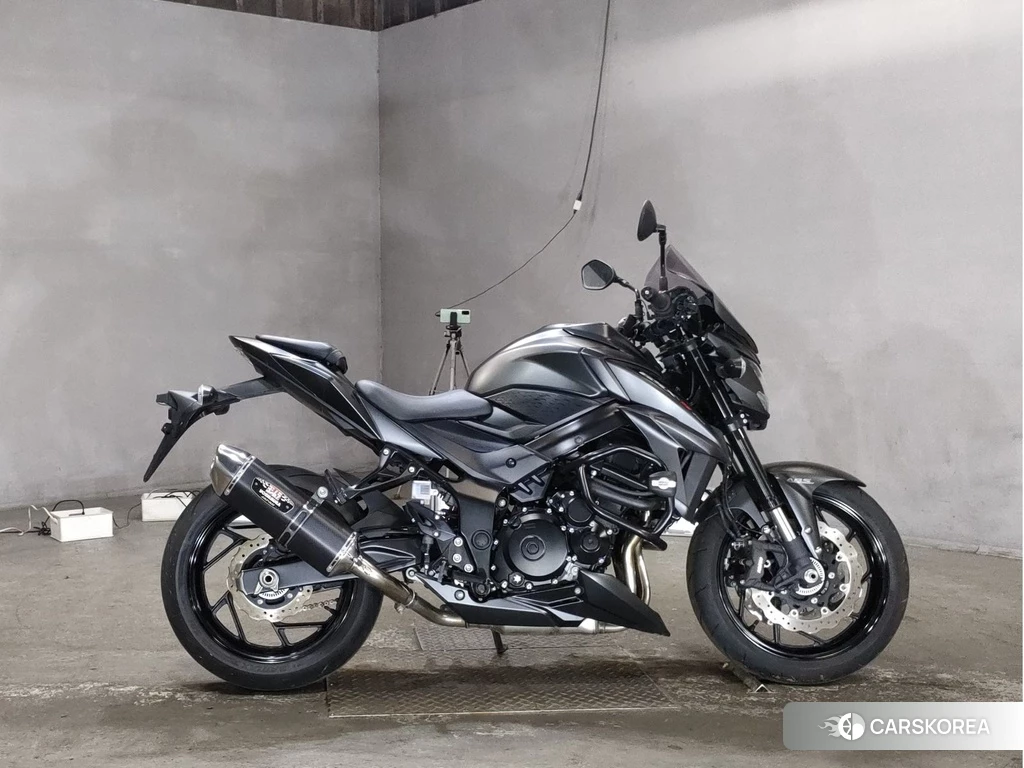 Проданный Suzuki GSX-S750 2023 из Японии