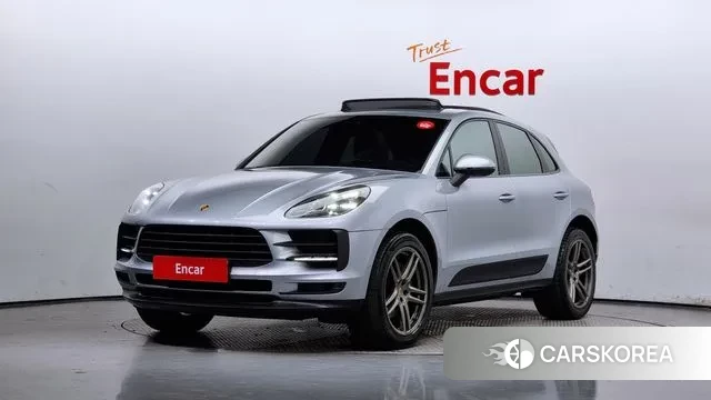 Porsche Macan 2019 Серебристо-серый из Кореи