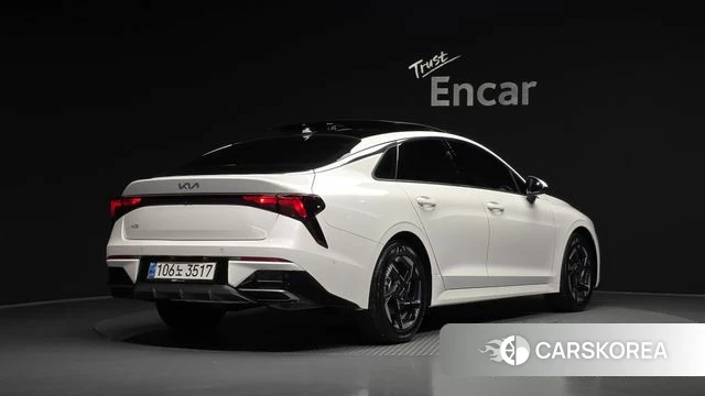 Kia The New K5 3rd generation 2024 Белый из Кореи