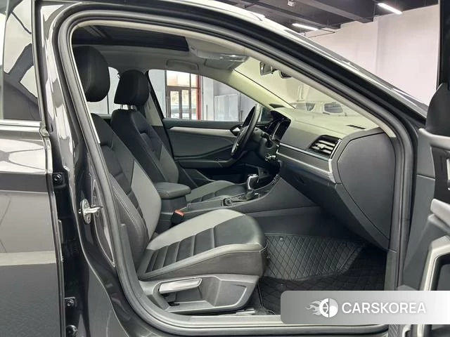 Volkswagen Sagitar 2021 Черный из Китая