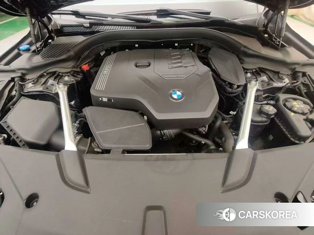 BMW 6 series GT 2024 Черный из Китая