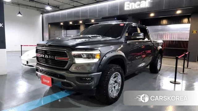 Dodge Lampicup 2019 Серый из Кореи