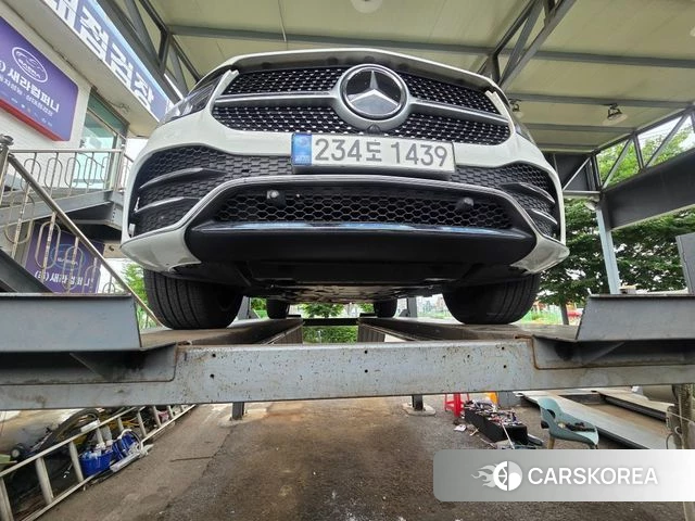 Mercedes-Benz GLE-Class W167 2021 Белый из Кореи