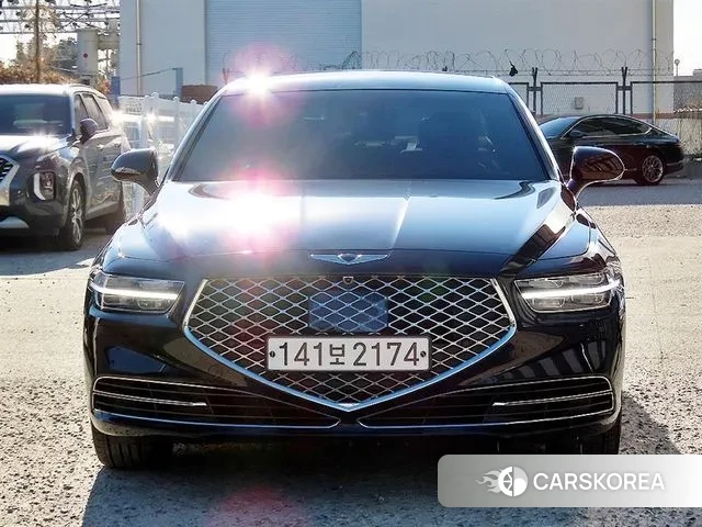 Genesis G90 2019 Черный из Кореи