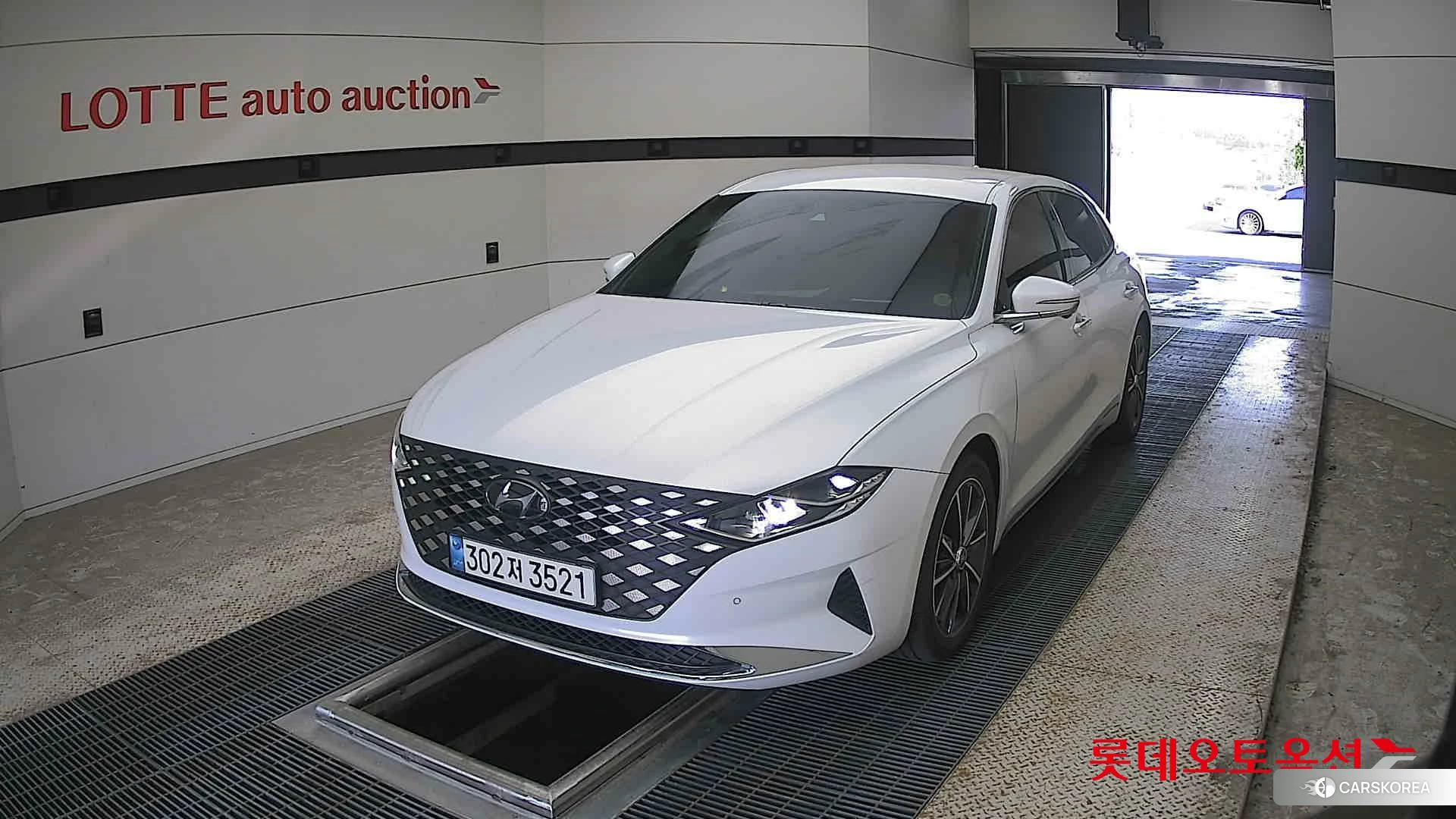 Hyundai Grandeur 2022 Белый из Кореи