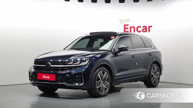 Volkswagen Touareg 3rd generation 2024 Синий из Кореи