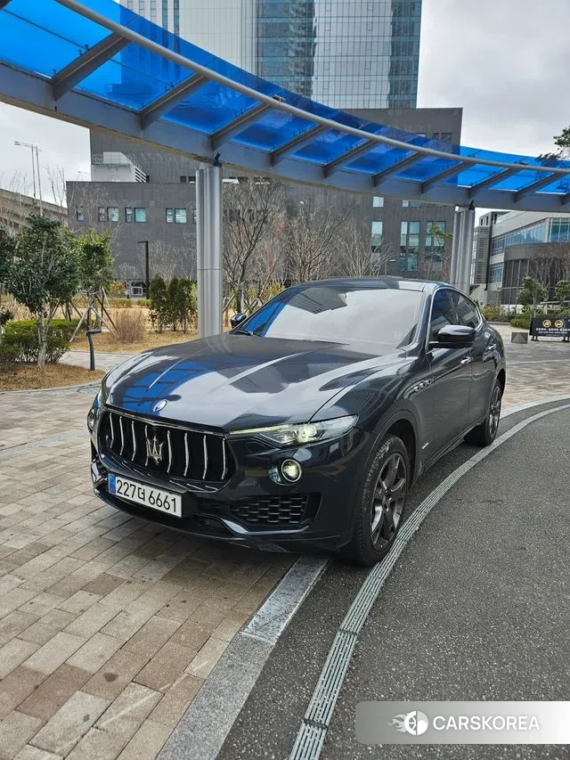 Maserati Levante 2018 Белый из Кореи