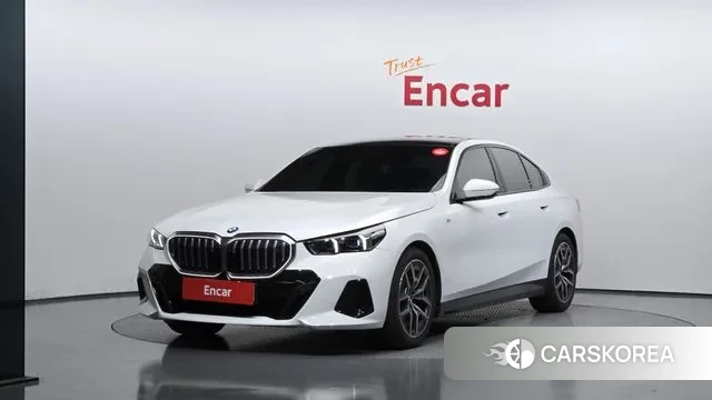 BMW 5 Series (G60) 2024 Белый из Кореи