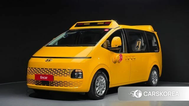 Hyundai Staria 2023 Желтый из Кореи