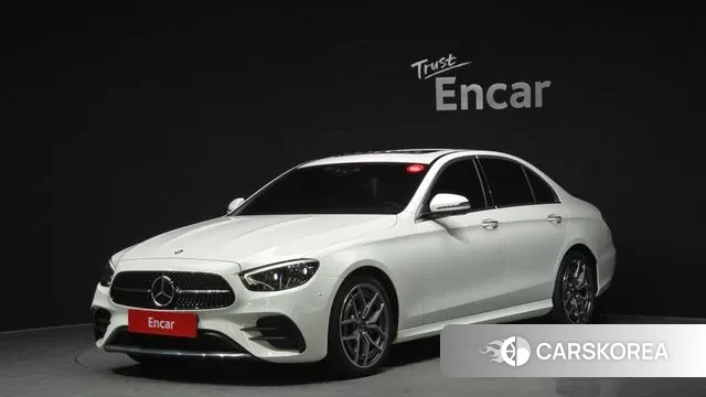 Mercedes-Benz E-Class W213 2021 Белый из Кореи