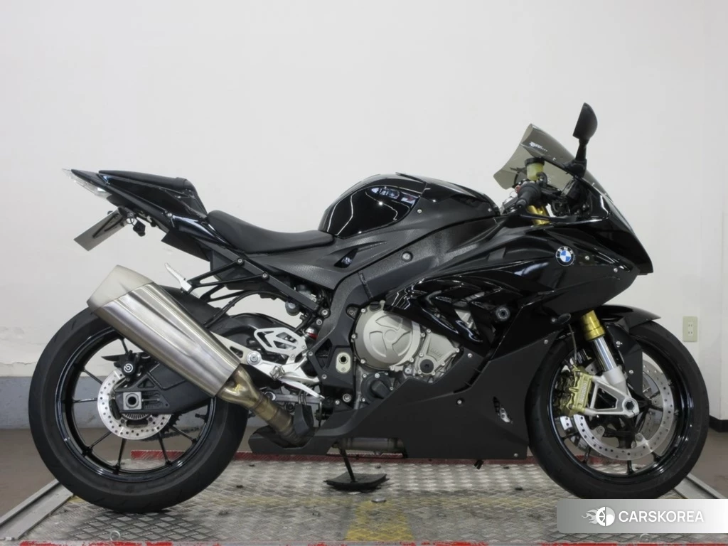 Проданный BMW S1000RR 2016 из Японии