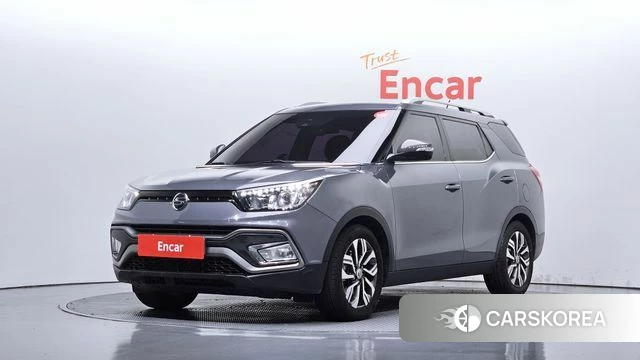 Ssangyong Tivoli Air 2018 Серебристо-серый из Кореи
