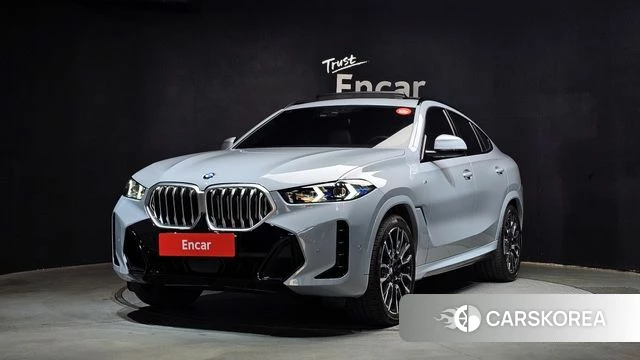 BMW X6 (G06) 2025 Светло-серебряный цвет из Кореи
