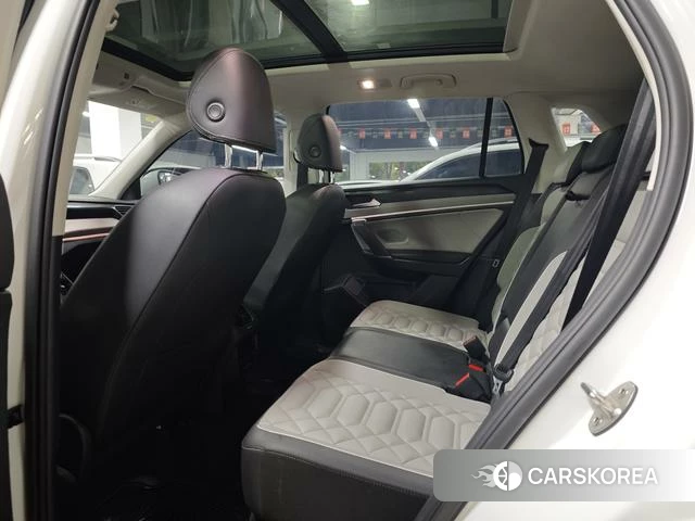 Volkswagen Tanyue 2023 Белый из Китая