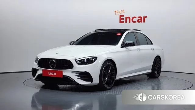 Mercedes-Benz E-Class W213 2023 Белый из Кореи