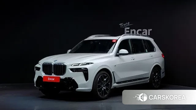 BMW X7 (G07) 2025 Белый из Кореи