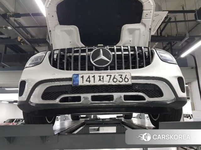 Mercedes-Benz GLC-Class X253 2021 Белый из Кореи